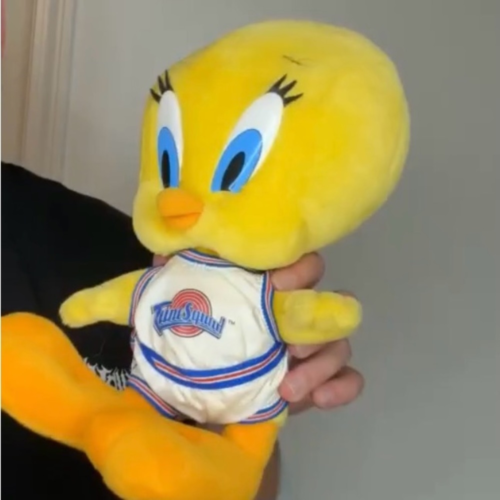 Vintage Looney Tunes Tweety Plush Toy 1996